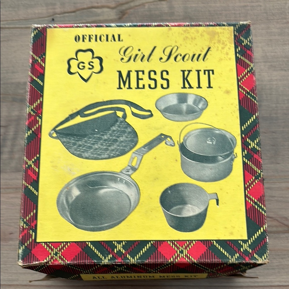 Official Girl Scout Mess Kit